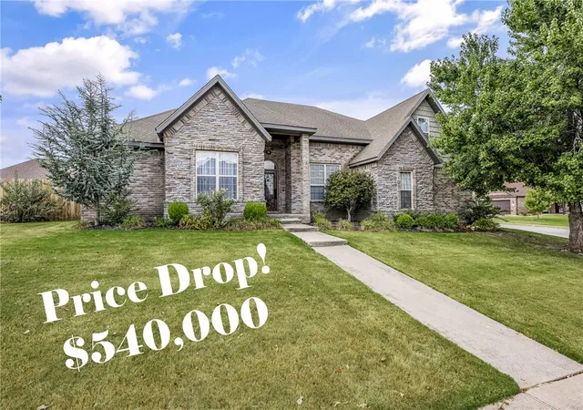 Photo 1 of Single family home for sale at 775 Douglas St, Pea Ridge, AR 72751 | MLS# 1360265 | Listing updated on 2026-09-13