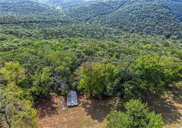 Photo 3 of Single family home for sale at 180 County Road 107, Eureka Springs, AR 72632 | MLS# 1360334 | Listing updated on 2026-10-27