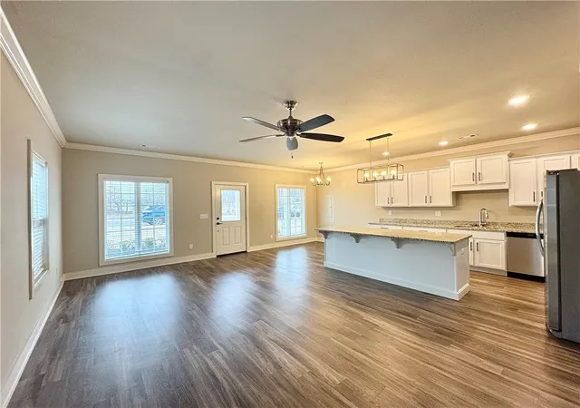 Photo 2 of Single family home for sale at 1011 Ne Heights Ln, Bentonville, AR 72712 | MLS# 1360451 | Listing updated on 2026-08-29