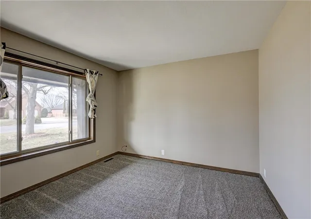 Photo 2 of Single family home for sale at 3315 S Park Ave, Joplin, MO 64801 | MLS# 1360422 | Listing updated on 2026-09-05