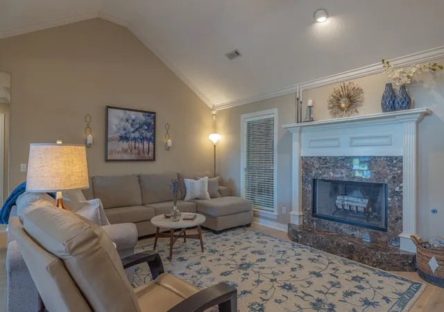 Photo 3 of Sale Pending at 1735 Hartford, Fayetteville, AR 72701 | MLS# 1360364 | Listing updated on 2026-08-29