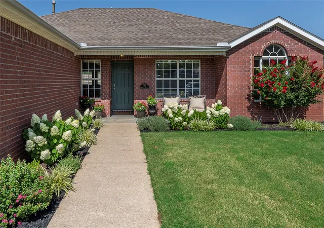 Photo 1 of Sale Pending at 120 Nw Apple Blossom, Bentonville, AR 72712 | MLS# 1360083 | Listing updated on 2026-09-25