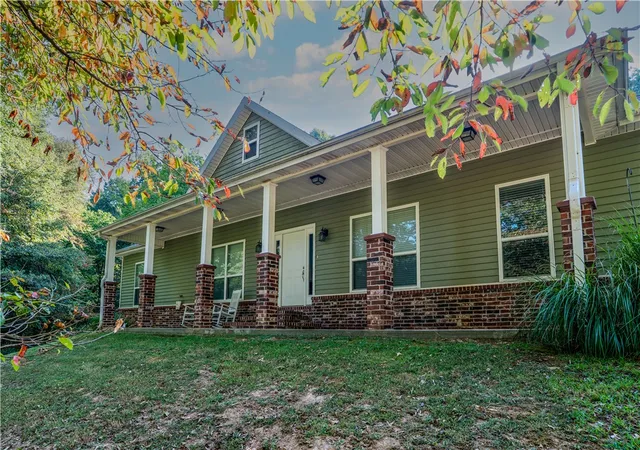 Single family home for sale at 16500 Carney Rd, West Fork, AR 72774 | MLS# 1360429