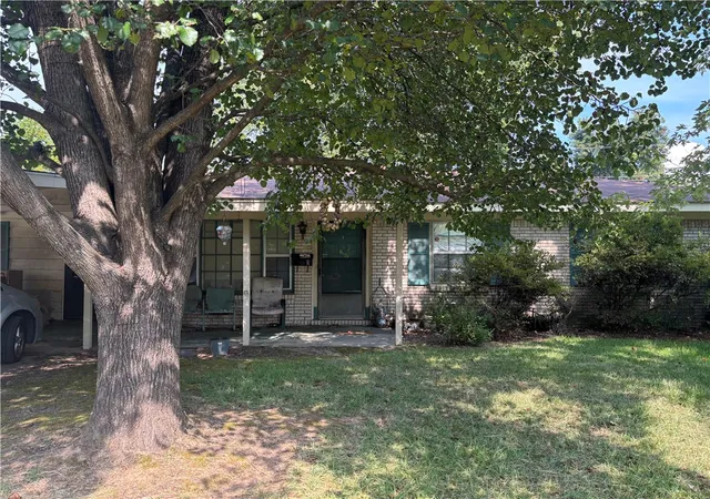 Photo 1 of Sale Pending at 3 5th Ave, Dardanelle, AR 72834 | MLS# 1360487 | Listing updated on 2026-09-11