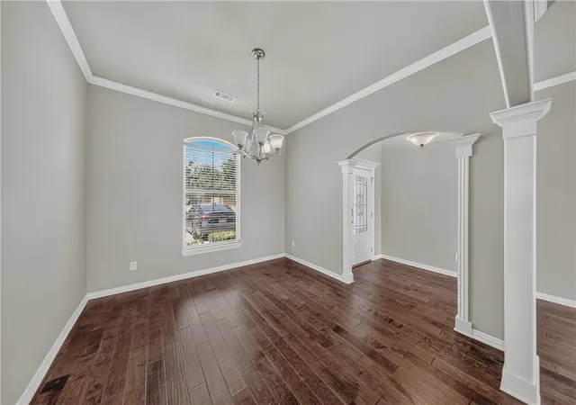 Photo 3 of Sale Pending at 709 Sw Barn Valley Rd, Bentonville, AR 72712 | MLS# 1360498 | Listing updated on 2026-09-02