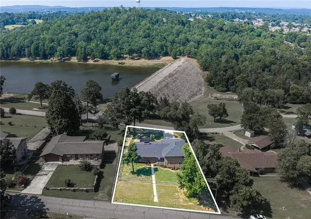 Photo 40 of Single family home for sale at 1803 Parkview Dr, Van Buren, AR 72956 | MLS# 1359833 | Listing updated on 2026-09-11