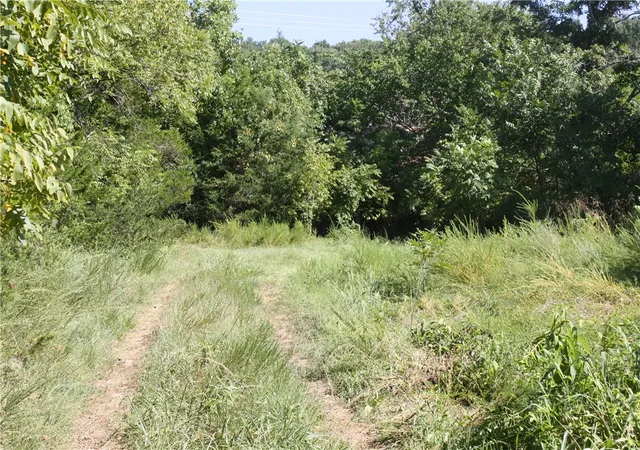 Photo 3 of Sale Pending at 5502 E Hwy 202, Flippin, AR 72634 | MLS# 1360514 | Listing updated on 2026-09-12
