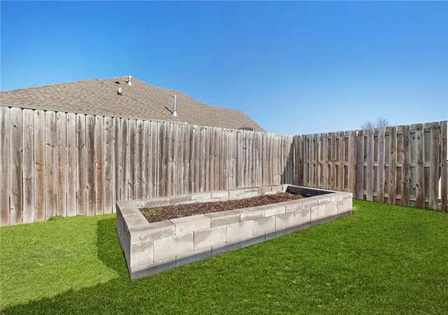Photo 4 of Single family home for sale at 555 Harrison St, Pea Ridge, AR 72751 | MLS# 1360515 | Listing updated on 2026-08-30