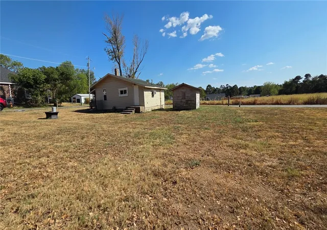 Photo 3 of Single family home for sale at 521 Charley St, Decatur, AR 72722 | MLS# 1360094 | Listing updated on 2026-08-30