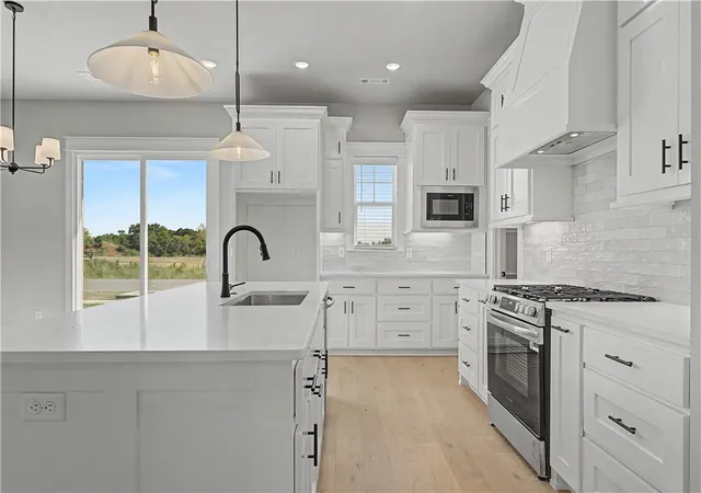 Photo 3 of Single family home for sale at 6707 Sw Basswood Ave, Bentonville, AR 72713 | MLS# 1359847 | Listing updated on 2026-09-12