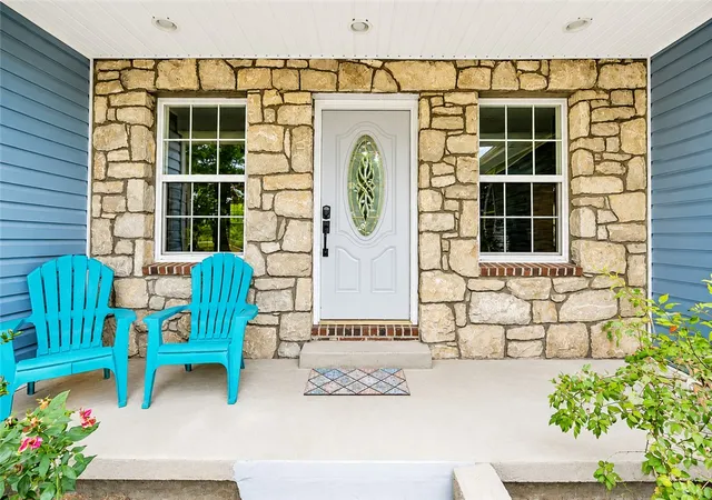Photo 1 of Single family home for sale at 15584 Hammer Rd, Neosho, MO 64850 | MLS# 1360522 | Listing updated on 2026-10-14