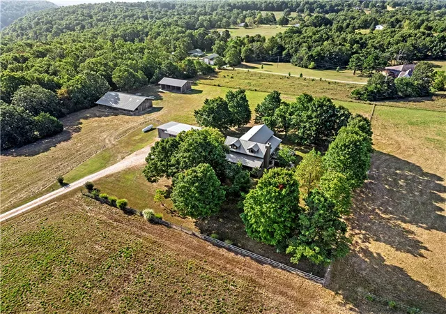 Photo 1 of Single family home for sale at 9716 Borland Ln, Harrison, AR 72601 | MLS# 1360527 | Listing updated on 2026-08-31