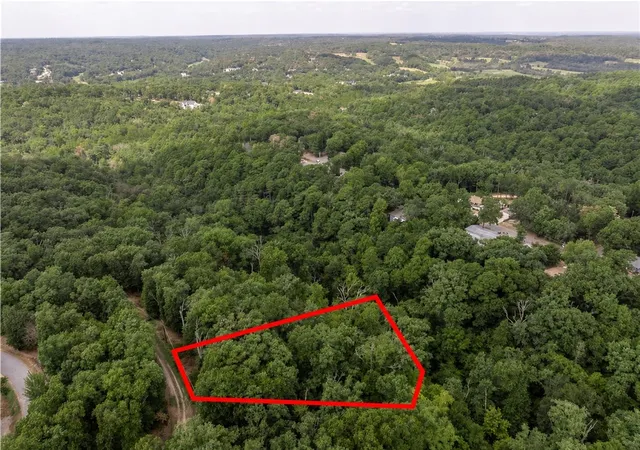 Photo 2 of Sale Pending at Lot 4 Brooks Cir, Bella Vista, AR 72715 | MLS# 1359764 | Listing updated on 2026-09-06