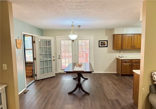 Photo 4 of Sale Pending at 301 Racquet Run, Harrison, AR 72601 | MLS# 1360570 | Listing updated on 2026-09-05