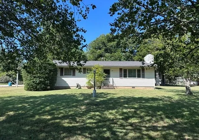 Photo 1 of Sale Pending at 309 Broadway, Bull Shoals, AR 72619 | MLS# 1360610 | Listing updated on 2026-09-04