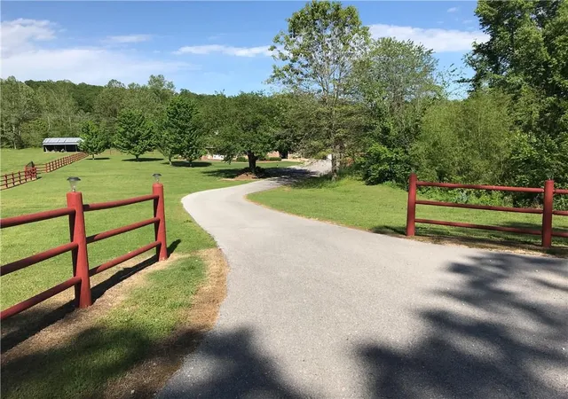 Photo 1 of Single family home for sale at 14348 Springtown Rd, Siloam Springs, AR 72761 | MLS# 1360673 | Listing updated on 2026-09-02