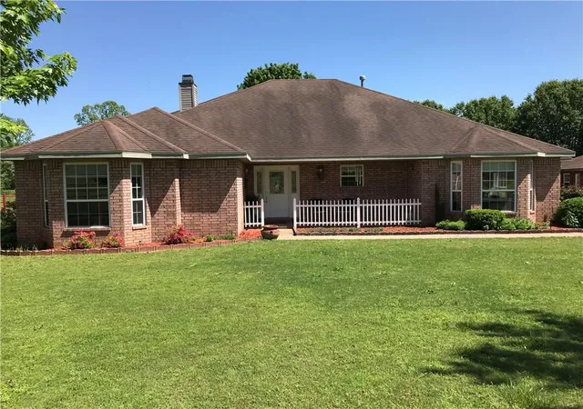Photo 4 of Single family home for sale at 14348 Springtown Rd, Siloam Springs, AR 72761 | MLS# 1360673 | Listing updated on 2026-10-02