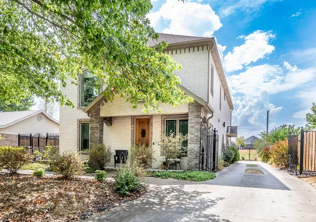 Photo 1 of Sale Pending at 1383 N Heritage Ave, Fayetteville, AR 72704 | MLS# 1360644 | Listing updated on 2026-09-09