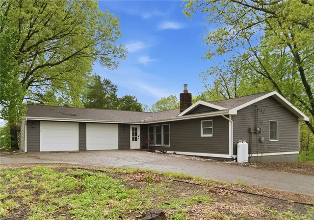 Photo 1 of Single family home for sale at 18 Melbourn Dr, Bella Vista, AR 72714 | MLS# 1360353 | Listing updated on 2026-10-15