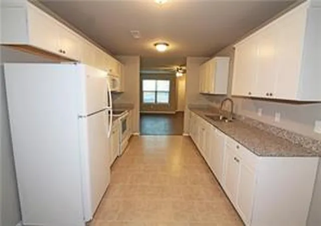 Photo 4 of House for sale at 5003 SW Fieldstone Blvd, Bentonville, AR 72712 | MLS# 1360669 | Listing updated on 2026-10-27