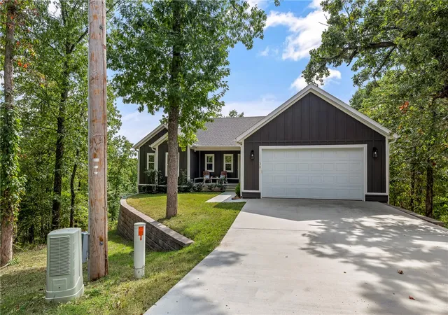 Photo 1 of Single family home for sale at 38 Ramsey Dr, Bella Vista, AR 72714 | MLS# 1359806 | Listing updated on 2026-09-13
