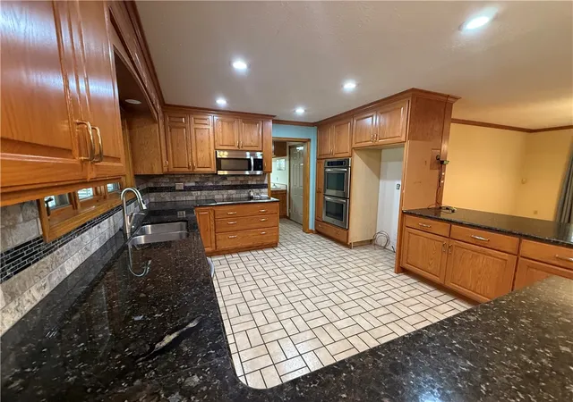 Photo 4 of Single family home for sale at 17984 State Hwy 248, Cassville, MO 65625 | MLS# 1360616 | Listing updated on 2026-09-16
