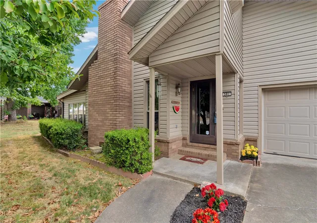 Photo 2 of Single family home for sale at 301 Edmondson Ave, Springdale, AR 72764 | MLS# 1360710 | Listing updated on 2026-09-02