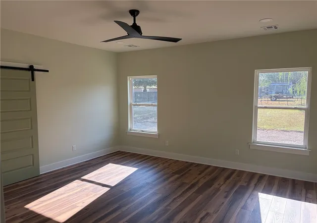 Photo 3 of Single family home for sale at 555 Lincoln Ave, Lincoln, AR 72744 | MLS# 1360776 | Listing updated on 2026-09-02