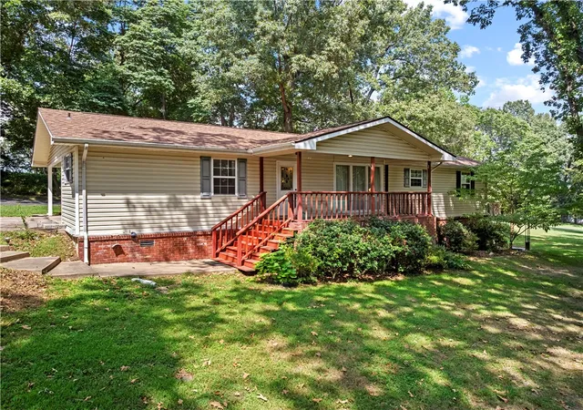 Photo 1 of Single family home for sale at 120 S Old Farm Rd, Harrison, AR 72601 | MLS# 1359819 | Listing updated on 2026-10-05