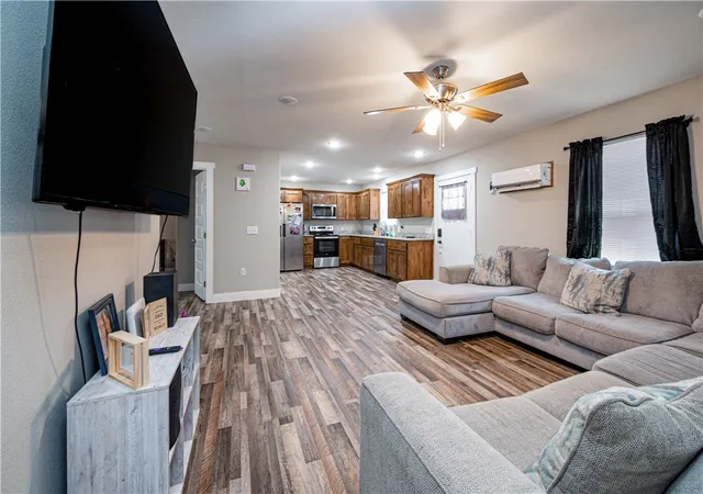 Photo 3 of Single family home for sale at 373 Callis St, Colcord, OK 74338 | MLS# 1360791 | Listing updated on 2026-09-02