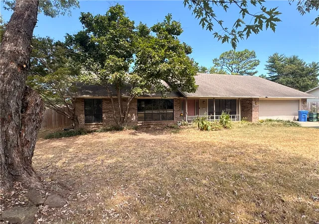 Photo 1 of Single family home for sale at 2642 Golden Oaks Dr, Fayetteville, AR 72703 | MLS# 1360680 | Listing updated on 2026-09-14