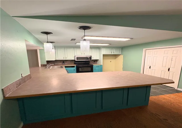 Photo 4 of Single family home for sale at 2642 Golden Oaks Dr, Fayetteville, AR 72703 | MLS# 1360680 | Listing updated on 2026-09-14