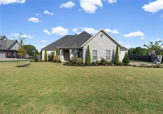 Photo 2 of Single family home for sale at 2200 Riverwater Ln, Fayetteville, AR 72703 | MLS# 1360601 | Listing updated on 2026-09-15