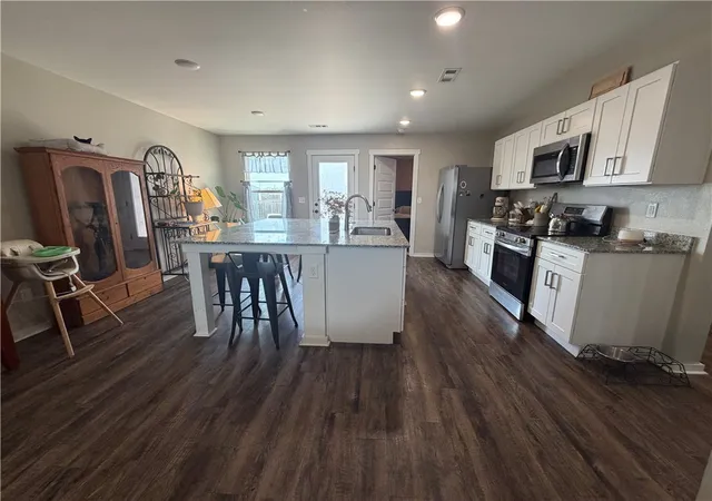 Photo 3 of Single family home for sale at 904 Sparrow St, Siloam Springs, AR 72761 | MLS# 1360815 | Listing updated on 2026-10-21