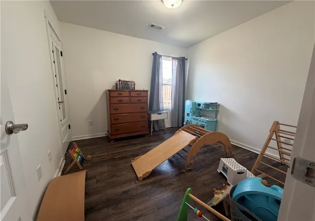 Photo 4 of Single family home for sale at 904 Sparrow St, Siloam Springs, AR 72761 | MLS# 1360815 | Listing updated on 2026-10-21