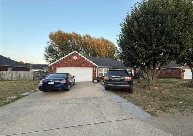 Photo 1 of Sale Pending at 509 Ash St, Lowell, AR 72745 | MLS# 1360843 | Listing updated on 2026-09-02