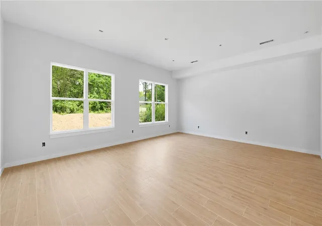 Photo 4 of Single family home for sale at 1 Mcdole Cir, Bella Vista, AR 72715 | MLS# 1360708 | Listing updated on 2026-09-02