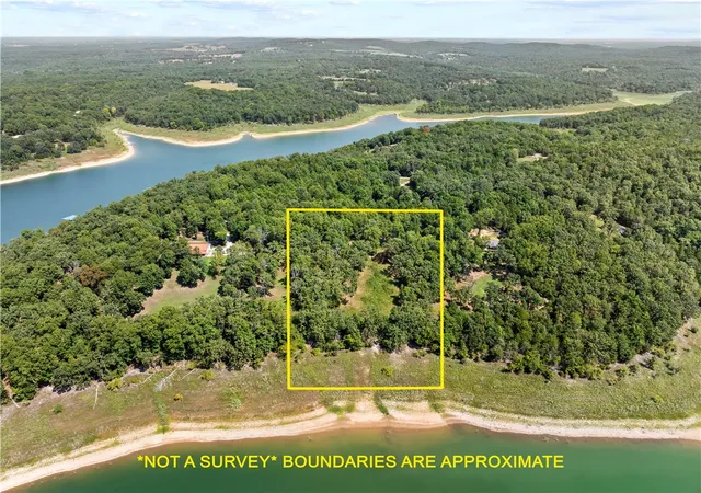 Photo 1 of Land for sale at 000 S Glade Point Dr, Yellville, AR 65761 | MLS# 1360817 | Listing updated on 2026-09-09