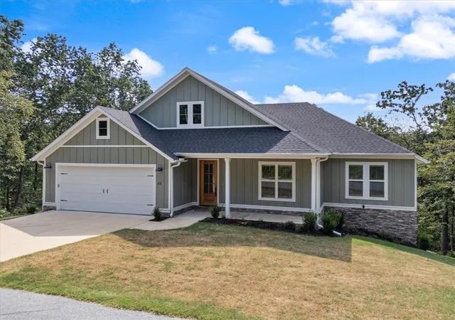 Photo 2 of Single family home for sale at 48 Brentwood Dr, Bella Vista, AR 72715 | MLS# 1360839 | Listing updated on 2026-10-06