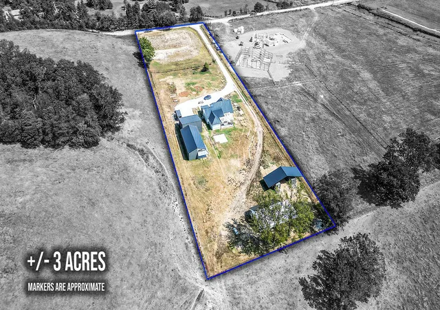 Photo 3 of Sale Pending at 12727 Gaiche Rd, Gentry, AR 72734 | MLS# 1360730 | Listing updated on 2026-09-14