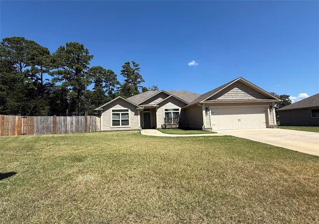 Photo 2 of Single family home for sale at 222 Promenade Cir, Russellville, AR 72801 | MLS# 1360899 | Listing updated on 2026-09-04