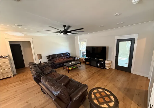 Photo 4 of Single family home for sale at 222 Promenade Cir, Russellville, AR 72801 | MLS# 1360899 | Listing updated on 2026-09-04