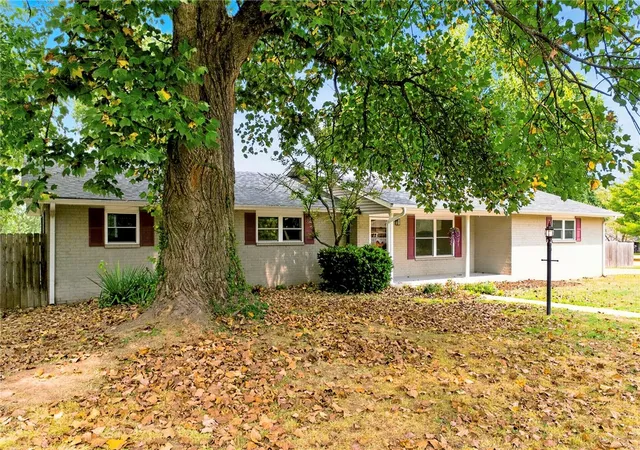 Photo 3 of Sale Pending at 2004 Camino Real, Springdale, AR 72762 | MLS# 1360167 | Listing updated on 2026-09-08