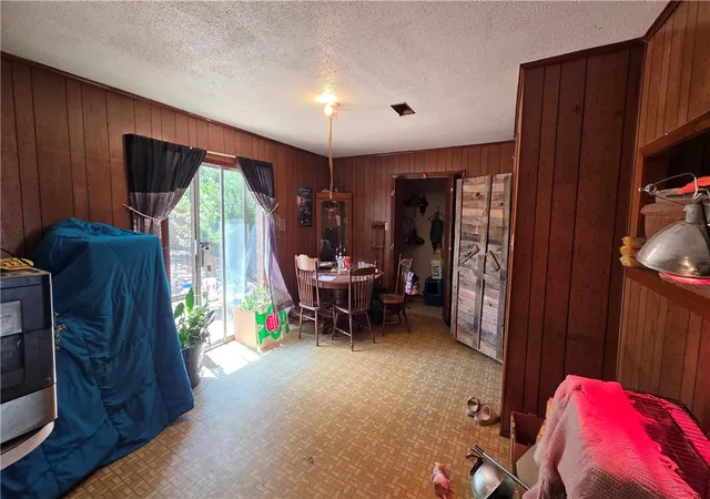 Photo 3 of Single family home for sale at 202 Eisenhower St, Morrilton, AR 72110 | MLS# 1360980 | Listing updated on 2026-09-22