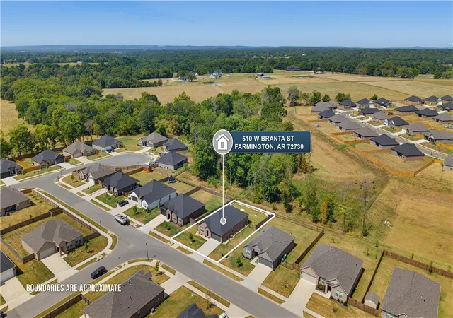 Photo 3 of Single family home for sale at 510 W Branta St, Farmington, AR 72730 | MLS# 1360777 | Listing updated on 2026-09-14