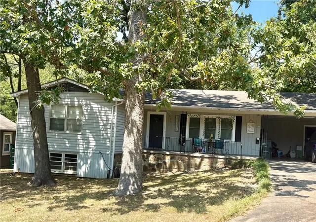 Photo 1 of Single family home for sale at 530 E Rebecca St, Fayetteville, AR 72701 | MLS# 1360425 | Listing updated on 2026-09-04