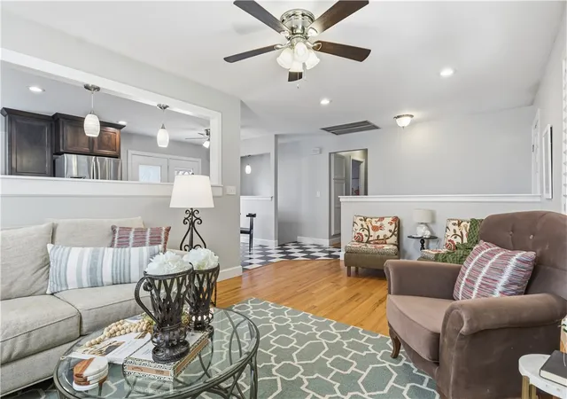 Photo 3 of Single family home for sale at 1617 W Shadowridge Dr, Fayetteville, AR 72701 | MLS# 1360964 | Listing updated on 2026-09-13