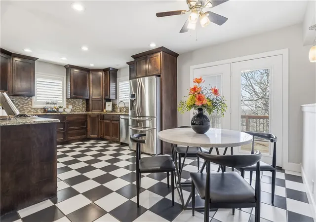 Photo 3 of Single family home for sale at 1617 W Shadowridge Dr, Fayetteville, AR 72701 | MLS# 1360964 | Listing updated on 2026-09-13