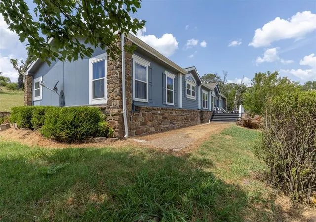 Photo 3 of Manufactured home for sale at 367 Madison 7825, Huntsville, AR 72740 | MLS# 1361037 | Listing updated on 2026-09-04