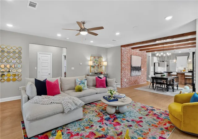 Photo 3 of Single family home for sale at 138 N Hawkstone Dr, Fayetteville, AR 72704 | MLS# 1361022 | Listing updated on 2026-09-13